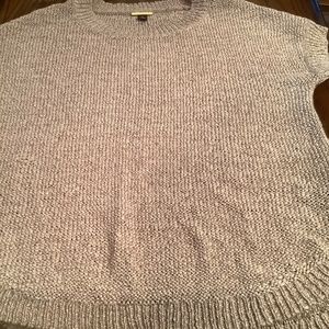 Ladies shortsleeved sweater